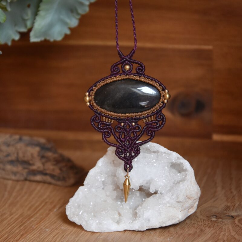 Collier Corco